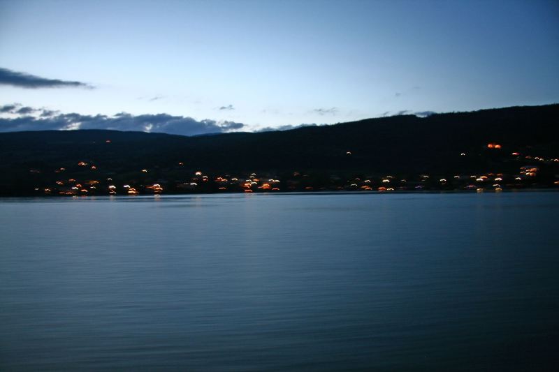 Bielersee at night