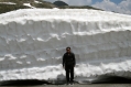 Nufenenpass 2478 m ü M. Schnee im Juli