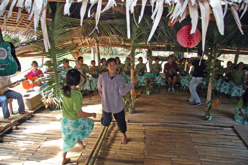 Tinikling Tanz