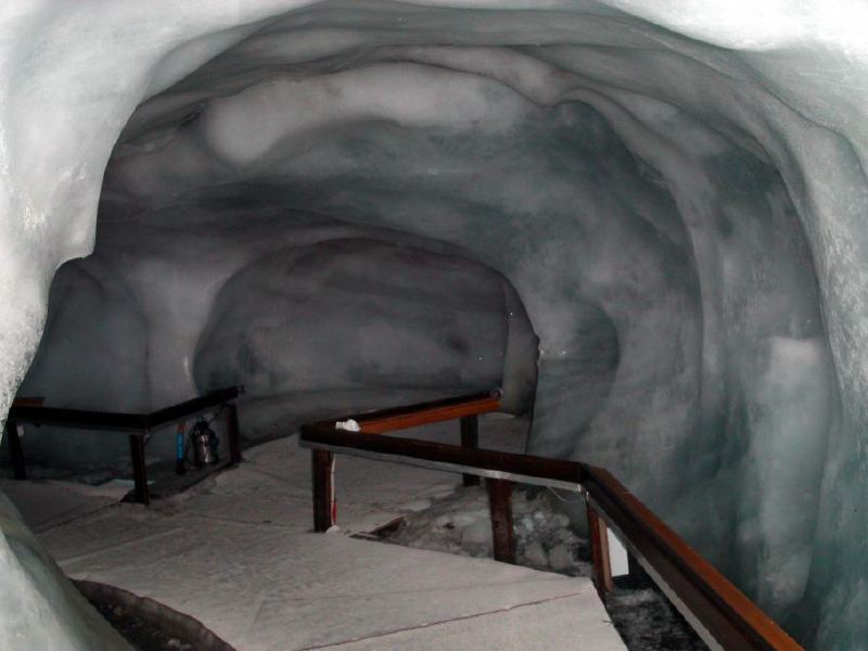 Titlis ice cave