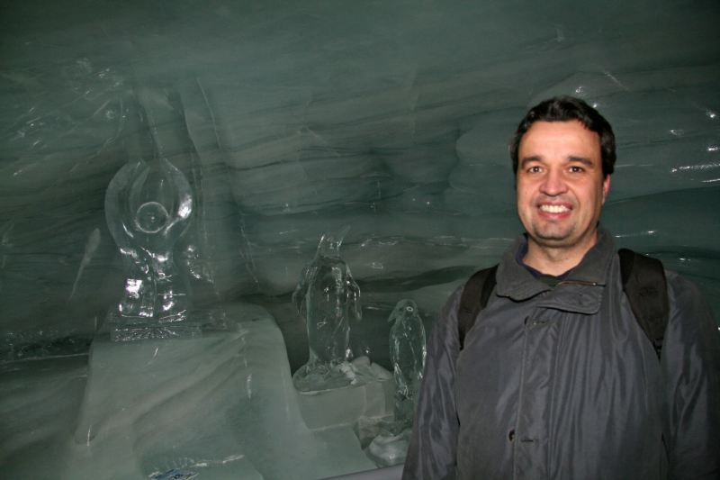 Jungfraujoch ice cave