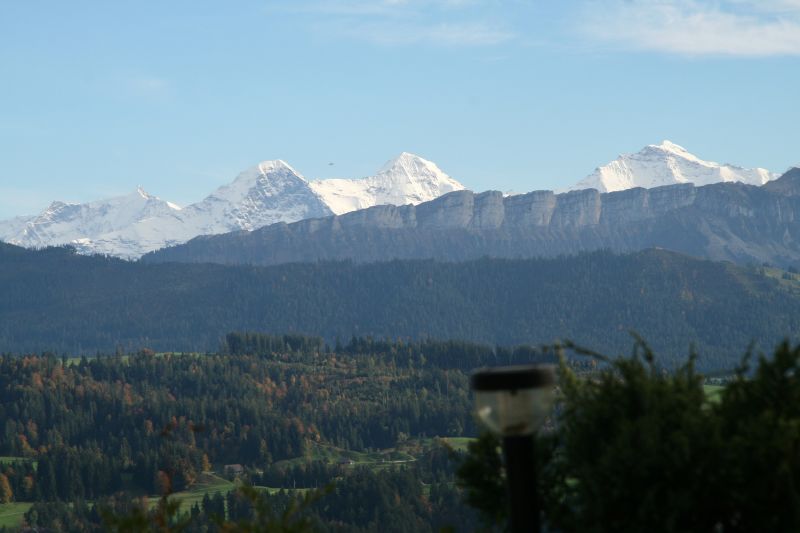 Chuderhüsi Blick Richtung Eiger Mönch und Jungfrau